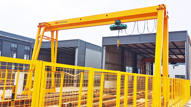 gantry crane with electric hoist
