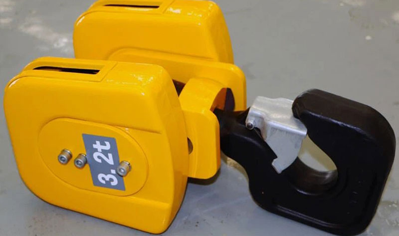 Replacement hook block for electric hoist
