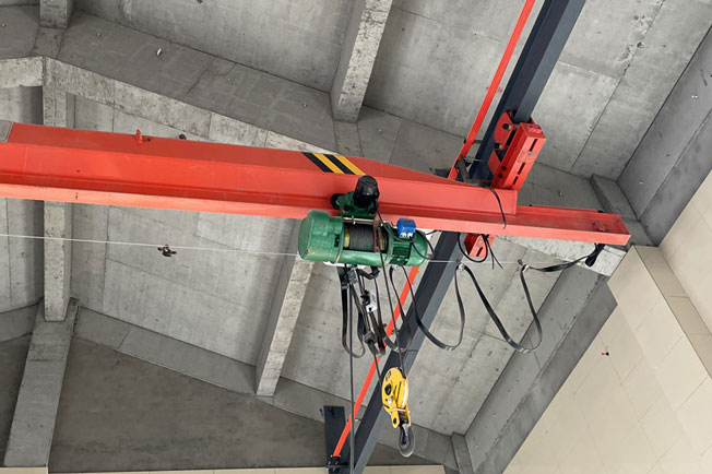 What is the purpose of electric hoist?
