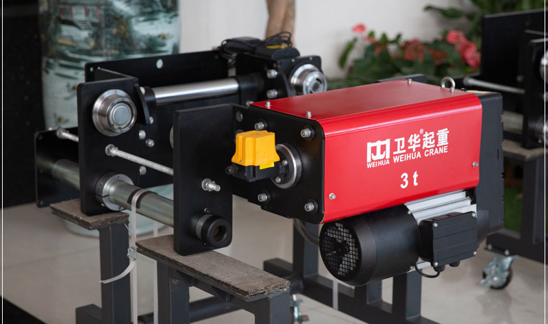 Mining electric hoist for underground operations