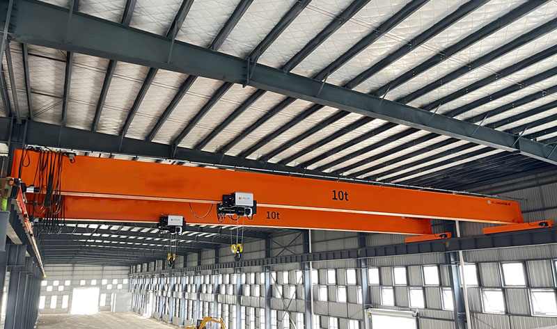 Electric Hoist VS Winch