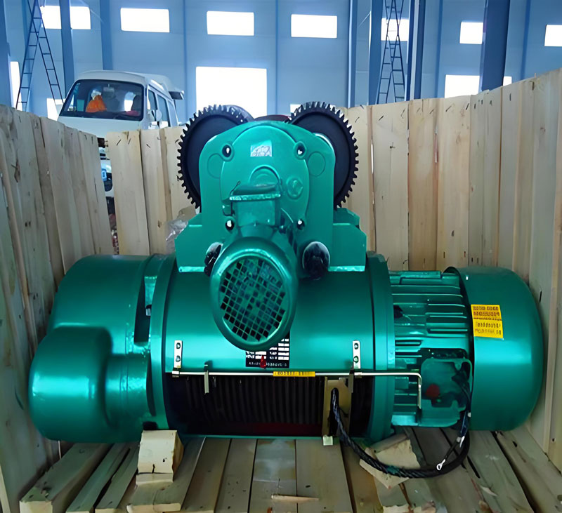 Electric hoist for automotive engine removal
