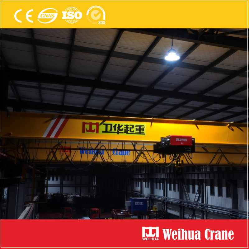 Electric hoist with 30ft lift height capacity