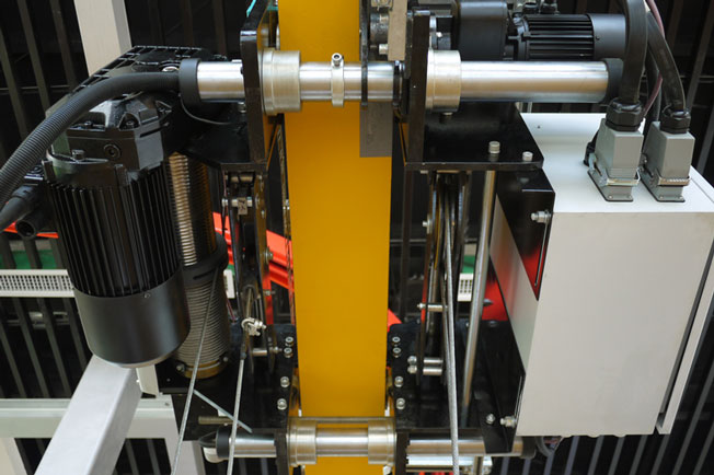 Electric hoist battery backup system