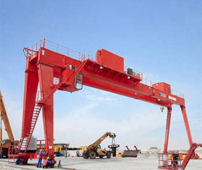 120 吨门式起重机